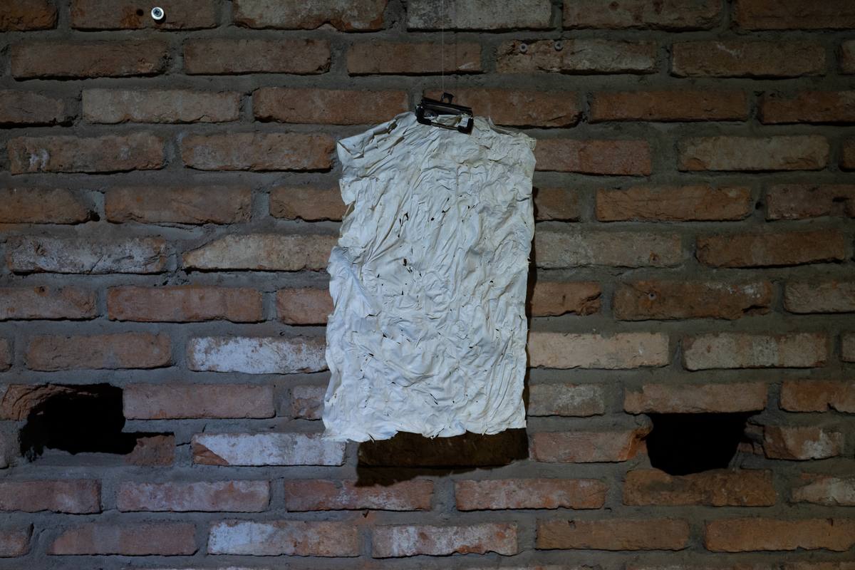 “A tingling sensation under the skin” by Kaki & “The Burden of Becoming” by Nguyễn Giao Xuân | Season 8 Open Studios — 18