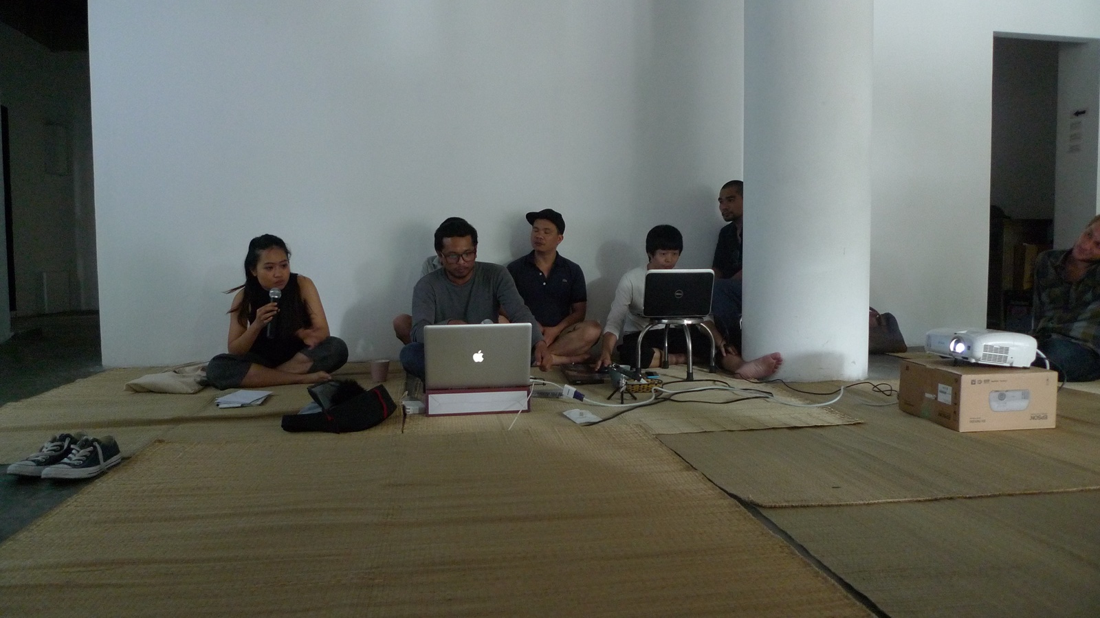 Discussing Performance Art I | Thảo luận về nghệ thuật trình diễn | Aliansyah Caniago & Phụ Lục — 6