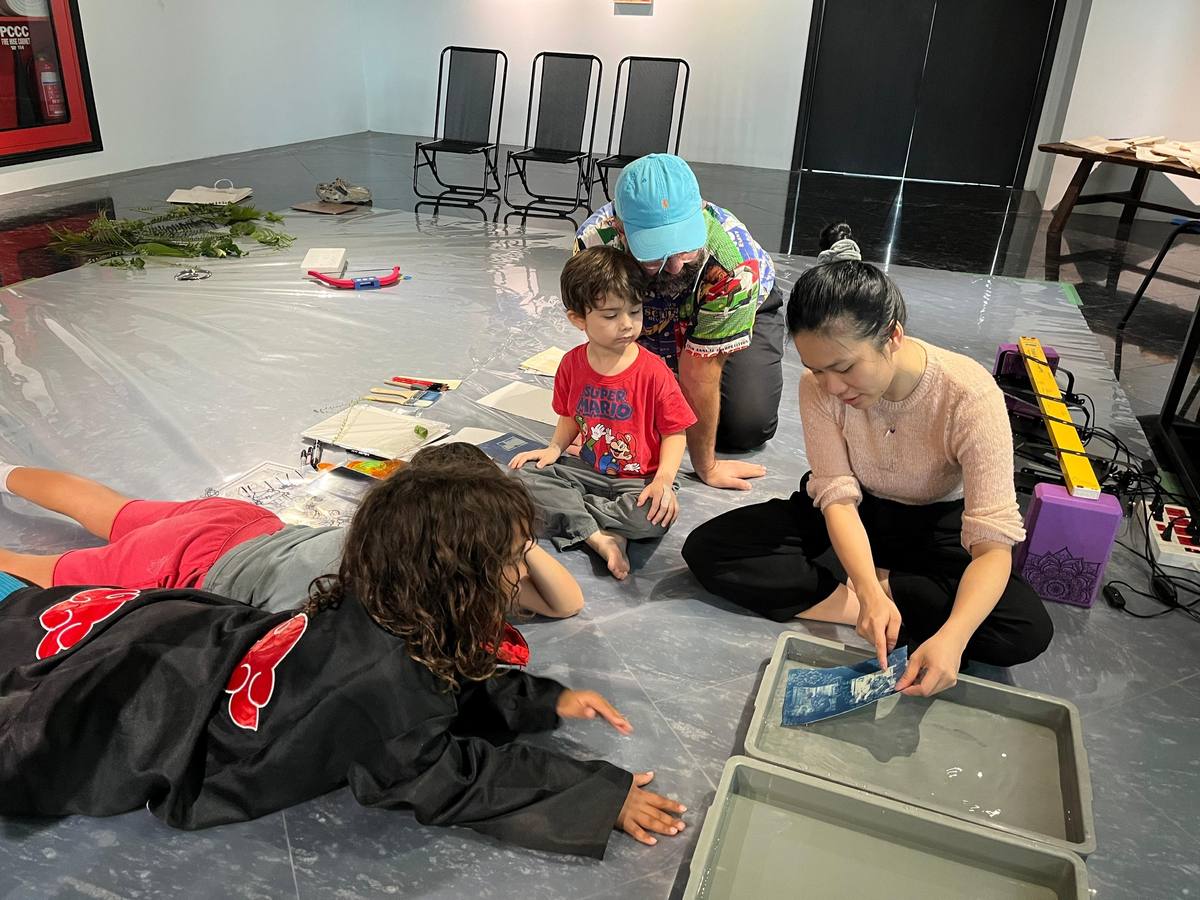 Cyanotype Workshop with Linh VH Nguyen — 4