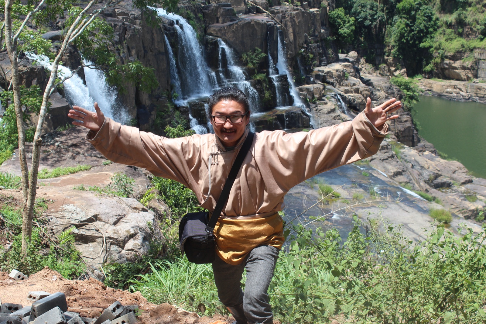 Enkhbold Togmidshiirev | @ Da Lat | performance | performance plus 2018 — 120