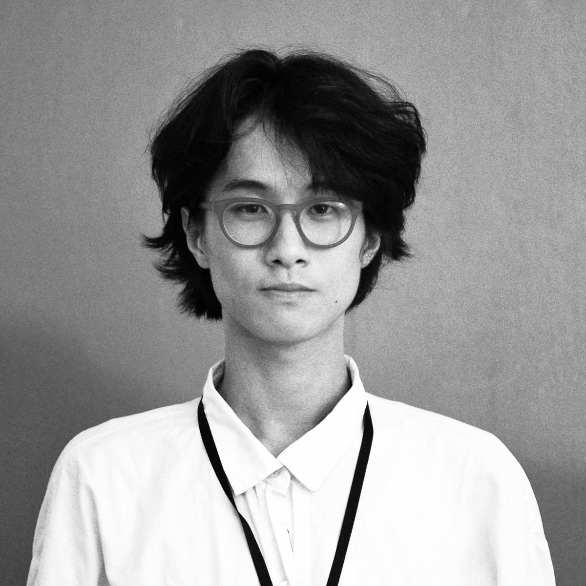 Living, today for tomorrow | Nguyễn Hoá, Vicente Arrese & Quế — 6